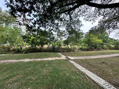 Commercial Land in Shah Alam For Sale / Rent