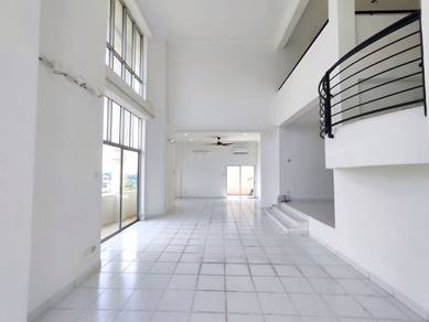 Termurah PENTHOUSE DUPLEX LUAS + COURTYARD Besar Seksyen 9 Shah Alam