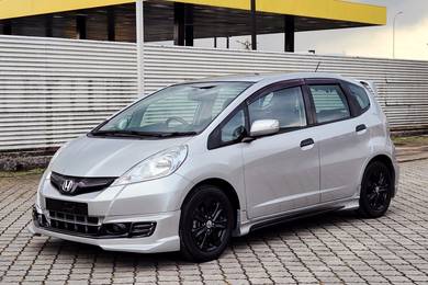  Honda JAZZ 1.3 HYBRID FACELIFT (A)