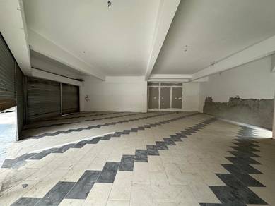 Corner shotlot for Rent near AEON Kuching