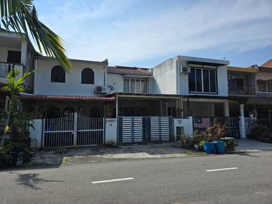 Rumah Teres 2 tingkat , Taman Selayang Utama, Selangor.