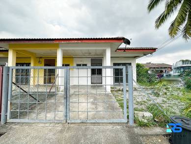 Bandar Tasik Kesuma Endlot Extra Land 8ft / Freehold / Nice Unit