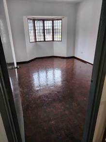 [Well Maintain] 2 Storey Puncak Utama @ Balakong / Kajang