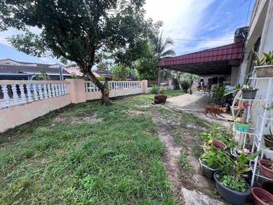 Sri Skudai Freehold 1 Storey Corner Lot , Extended Many Car park