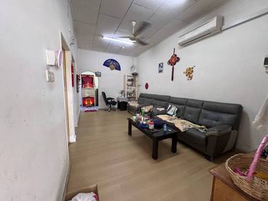 Sri Skudai Freehold 1 Storey Corner Lot , Extended Many Car park
