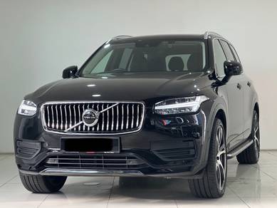 LOW MILEAGE 2021 Volvo XC90 T5 MOMENTUM 2.0L (A)