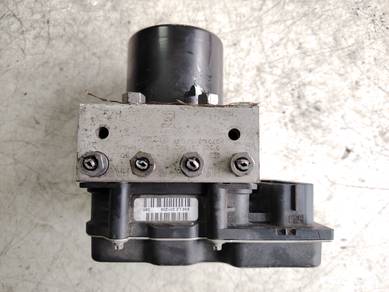 427 - ABS Pump & Module VW Cross Polo MK4 1.6