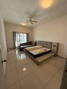 Larkin 3room apartment 2 Carpark Near CIQ , High Value Low Depo