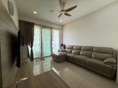 Larkin 3room apartment 2 Carpark Near CIQ , High Value Low Depo
