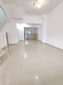 Basic Good Condition Below Value Setia Indah 12 Setia Alma 2 Sty House