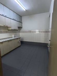 [Sri Damansara 10]💥F/H 2sty Intermediate Gated-Guarded Opposite Shops