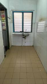 Termurah PJ !! Ground floor rampai idaman walk up lift byk pilihan