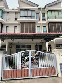 CHEAPEST!! NICE UNIT 2.5 Storey Taman Putra Impiana, Puchong
