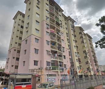 Petaling jaya , Desa Perangsang Block F ada cabinet dapur cantik , KTM