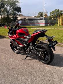 Yamaha r25 v2 mileage 28k Saja tip top 250 TMM