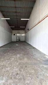 Taman Perindustrian Ehsan , One & Half Storey Link Factory For Rent.