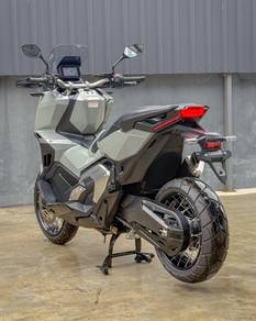 HONDA X-Adv 750 V2