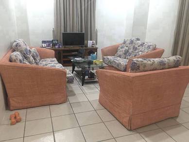 DE SUMMIT Condo, BDC