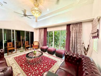 FREEHOLD END LOT  1.5 Tingkat Banglo Taman Bangi Villa BEBAS BANJIR