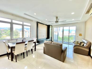 Vertiq Condo 1087sqft Worthbuy 3 Car Park Renovated Well Maintain