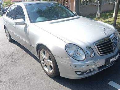 Mercedes E230 year 2008