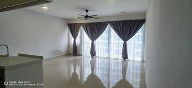 Trefoil setia alam studio unit for rent next to setia city mall