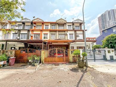 FACING OPEN! RENOVATED 2.5 Storey Lake Vista Taman Tasik Prima Puchong