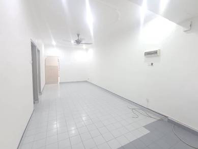 Johor Jaya @Jln Teratai 1-stry Renovated House For Sale (Facing North)