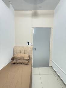 500 meter Walking Distance to KTM & LRT Salak Selatan Fully Furnished