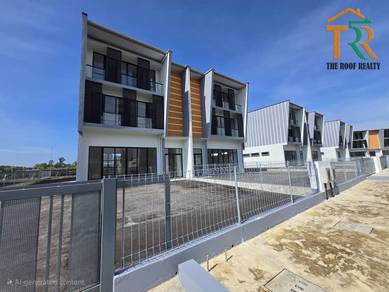 Pine Square 66 Light industrial Showroom for Rent
