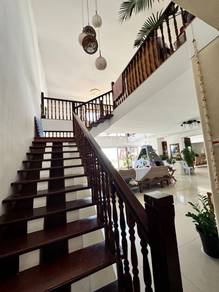 Waikiki condominium / Tanjung Aru / penthouse