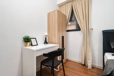Single room, Fully furnished, Walking distance to MRT LRT