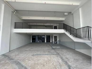 Kota Damansara Warehouse & Office for Sale