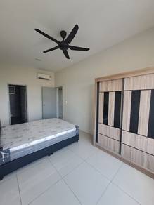 [Female Unit] Master Room Available to Rent Now