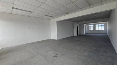 1st Floor Shoplot Office Taman Samarinda, Alor Gajah, Melaka.