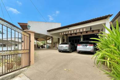 CORNET LOT SAIZ BESAR 5705sqft Single Storey Terrace Taman Ampang Jaya