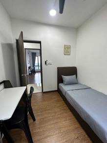 Central park / Tampoi /room rent /near BBU/ JB Town / 10 minit to CIQ