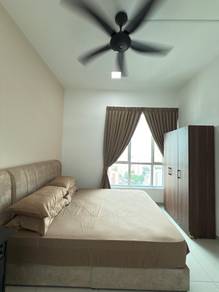 500 meter to LRT & KTM Salak Selatan Fully Furnished Female