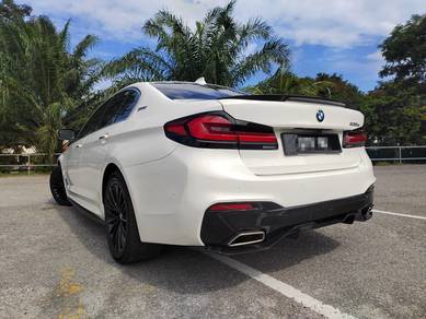 Bmw 530e 2.0 M SPORT (A) Pearl White FuLoAn