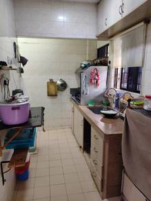 Gugusan Dedap Flat, Kota Damansara.