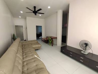 The Vista Apartment (3rd Floor) For Rent! Located at Demak Laut