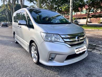 Nissan SERENA 2.0 S-HYBRID HIGHWAY STAR