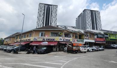 Lestari Putra Tmn Equine Seri Kembangan
