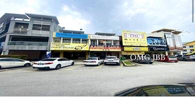 Bandar Botanic Remia @ 1st Floor Facing Mainroad Shop Office