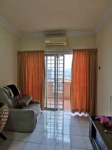 Cozy unit for rent at Merdeka Villa. High floor & full kitchen cabinet