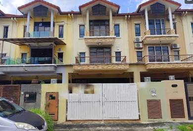 Cheap Below Value 3-Storey Terrace House Taman Sentosa Villa Kajang