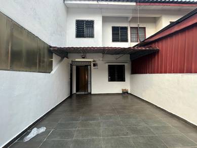 2 Storey Taman permata house , kitchen extended , melawati