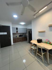 M Vertica Room Rental Big Medium Room