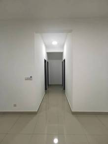 Partial Furnished High Floor unit for Sale @ Meridin Bayvue Masai