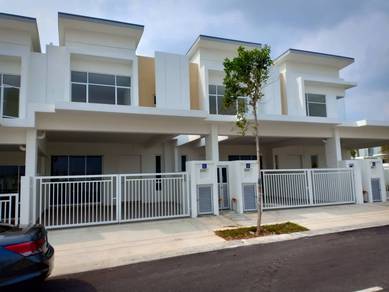 RENT SEREMBAN 2 💯✅ARA SENDAYAN DOUBLE STOREY FURNISH playground